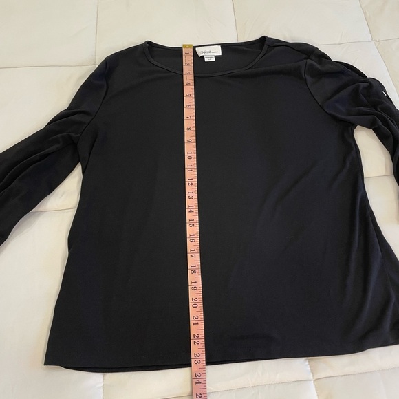 Jaclyn Smith Black top with cut-out arms with ties Size Large - Picture 6 of 9